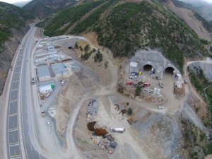 Yeni Zigana Tüneli’nde Kazı Oranı Yüzde 61,5, Kaplama Betonu İmalatı Oranı Yüzde 35 Seviyesine Ulaştı