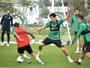 Konyaspor, Eskişehirspor Maçı Öncesi Hazırlıklarını Sürdürdü