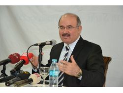 Ak Parti Genel Başkan Yardımcısı Çelik Muhalefete Yüklendi