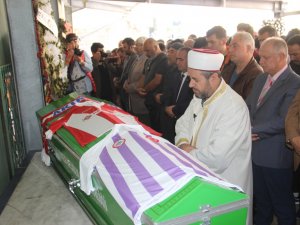 Kalp Krizinden Ölen Antrenör Son Yolculuğuna Uğurlandı