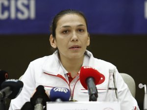 Güneri: "Daha Çok Çalışıp Dünyaya İstiklal Marşı’nı Dinletmek İstiyorum"