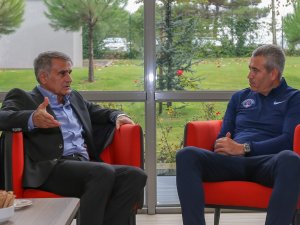 Şenol Güneş, Kasımpaşa’yı Ziyaret Etti