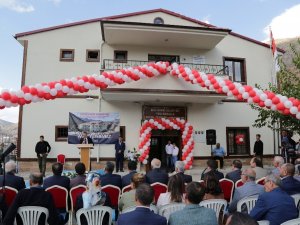Gümüşhane’de Yalçın Kurt Kültür Evi Ve Yeni Mahalle Muhtar Evi’nin Açılışı Gerçekleştirildi