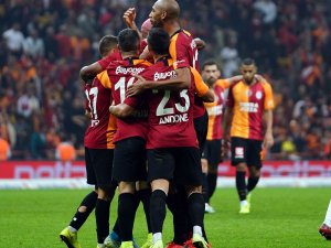 Galatasaray-sivasspor Karşılaşmasından Notlar