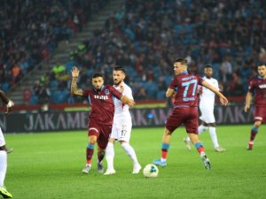 Süper Lig: Trabzonspor: 2 - Gaziantep Fk: 0 (İlk Yarı)