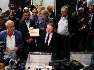 Başkan Adayı Hürser Tekinoktay Oyunu Kullandı