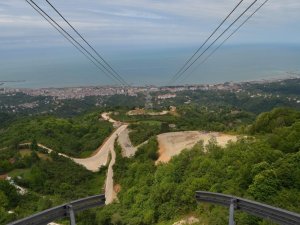 Karadeniz’in En Uzun Teleferiğine İlgi Giderek Artıyor