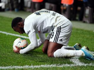 Beşiktaş’ta Sakatlık Kabusu Sürüyor