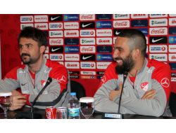 Arda Turan: "Umarım Euro 2016'ya Gideriz"
