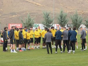 Yeni Malatyaspor’da Kayserispor Mesaisi Sürüyor