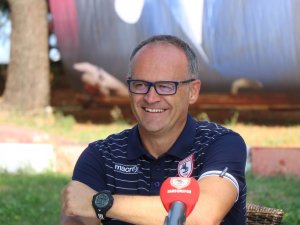 İrfan Buz: "Camia Tek Yumruk Olmalı"