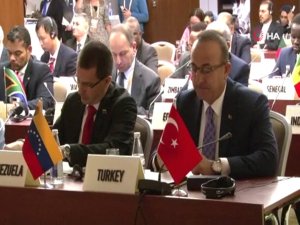 Dışişleri Bakanı Çavuşoğlu Azerbaycan’da