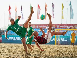 Dünya Kulüplerarası Plaj Futbolu Şampiyonasında Gruplardan çıkan Takımlar Belli Oldu