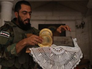 Resulayn’da Smo Askerleri Ortodoks Kilise’sinin Güvenliğini Sağlıyor