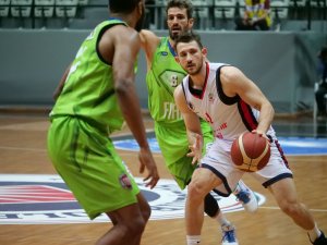 Ing Basketbol Süper Ligi: Bahçeşehir Koleji: 85 - Tofaş: 92