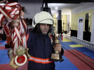 Dünya Şampiyonu İtfaiyeci