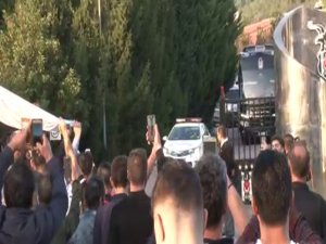 Beşiktaş, Derbi İçin Yola Çıktı