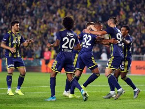Savunma Ve Orta Sahadan Gol Katkısında Lider Fenerbahçe