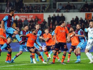 Süper Lig: Medipol Başakşehir: 2 - Trabzonspor: 2 (Maç Sonucu)