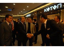 Bakan Eker’den Ninova Park Esnafına Ziyaret