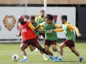 Galatasaray, Rizerpor Maçı Hazırlıklarını Sürdürdü