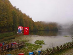 Doğa Harikası Ulugöl’de Sonbahar Renkleri