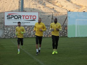 Yeni Malatyasporlu Futbolcuların Lig Yorumu