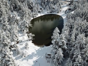 Beyazın En Çok Yakıştığı Yer: Limni Gölü