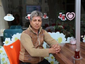 Kanseri Yenen Kadın Sisteme Takıldı