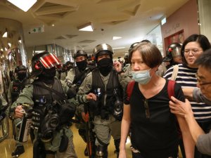 Hong Kong’taki Protesto Gösterileri