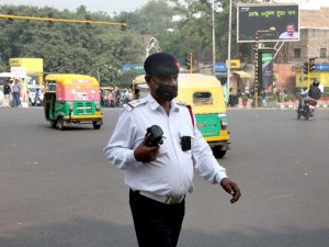 Hindistan Hava Kirliliğiyle Mücadelede Tek-çift Plaka Uygulaması