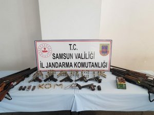Samsun’da Jandarmadan Kaçak Silah Operasyonu: 6 Gözaltı