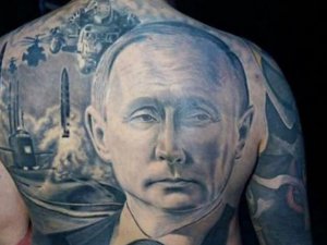 Putin Hayranı Rus Sırtına Dev Putin Dövmesi Yaptırdı