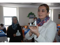 Yemekhanede Masalardaki Tuzluklar Kaldırıldı