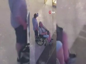 Dubai’de Alışveriş Merkezini Su Bastı