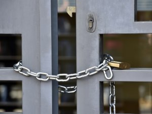 Lübnan’da Bankaların Grevi Sürüyor