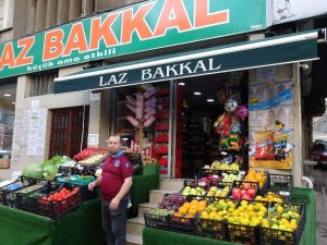 Golle Birlikte Gelen İlginç Dans Gösterisi