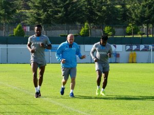 Trabzonspor’da Obi Mikel, Onazi Ve Ekuban Özel Çalıştı