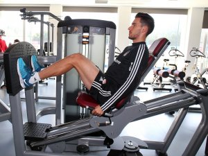 Beşiktaş Salonda Çalıştı