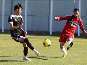 Sivasspor Antrenman Maçı Yaptı
