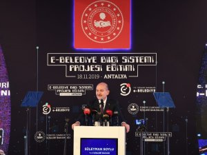 Bakan Soylu: "Son 3-4 Ayda Güney Sınırımızdaki Komşularımız Birkaç Defa Değişti"