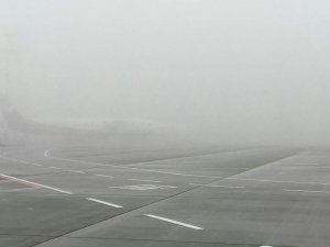 Moskova’da Sis Alarmı, Havalimanlarında Uçuşlar İptal Edildi