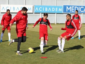 Lider Sivasspor’da Kayseri Mesaisi Devam Ediyor
