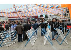 Mersin, Başbakanı Bekliyor