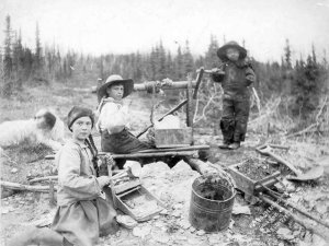 121 Yıllık Fotoğraf Tartışma Başlattı