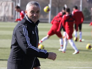Rıza Çalımbay: "6 Final Maçımız Var"