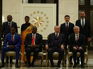Cumhurbaşkanı Erdoğan Burundi Büyükelçisi Bikebako’yu Kabul Etti