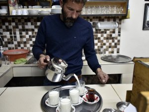Bu İlçede Kışın Kahvelerde Çaydan Çok Süt Satılıyor