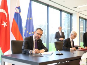 Bakan Kasapoğlu Slovenya’da