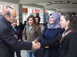 Üniversitelilerden Bekaroğlu'na: Rize Yaşanılabilecek Bir Kent Değil